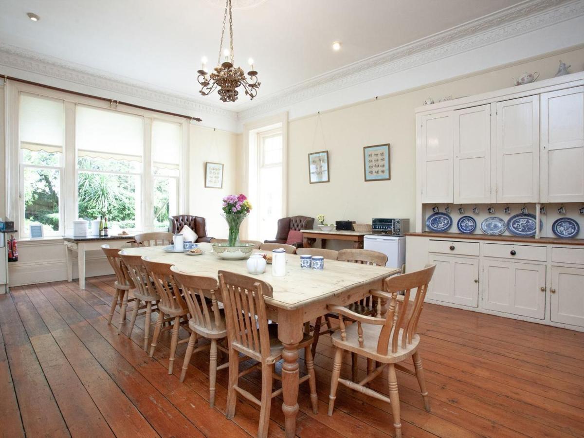 Longcroft House