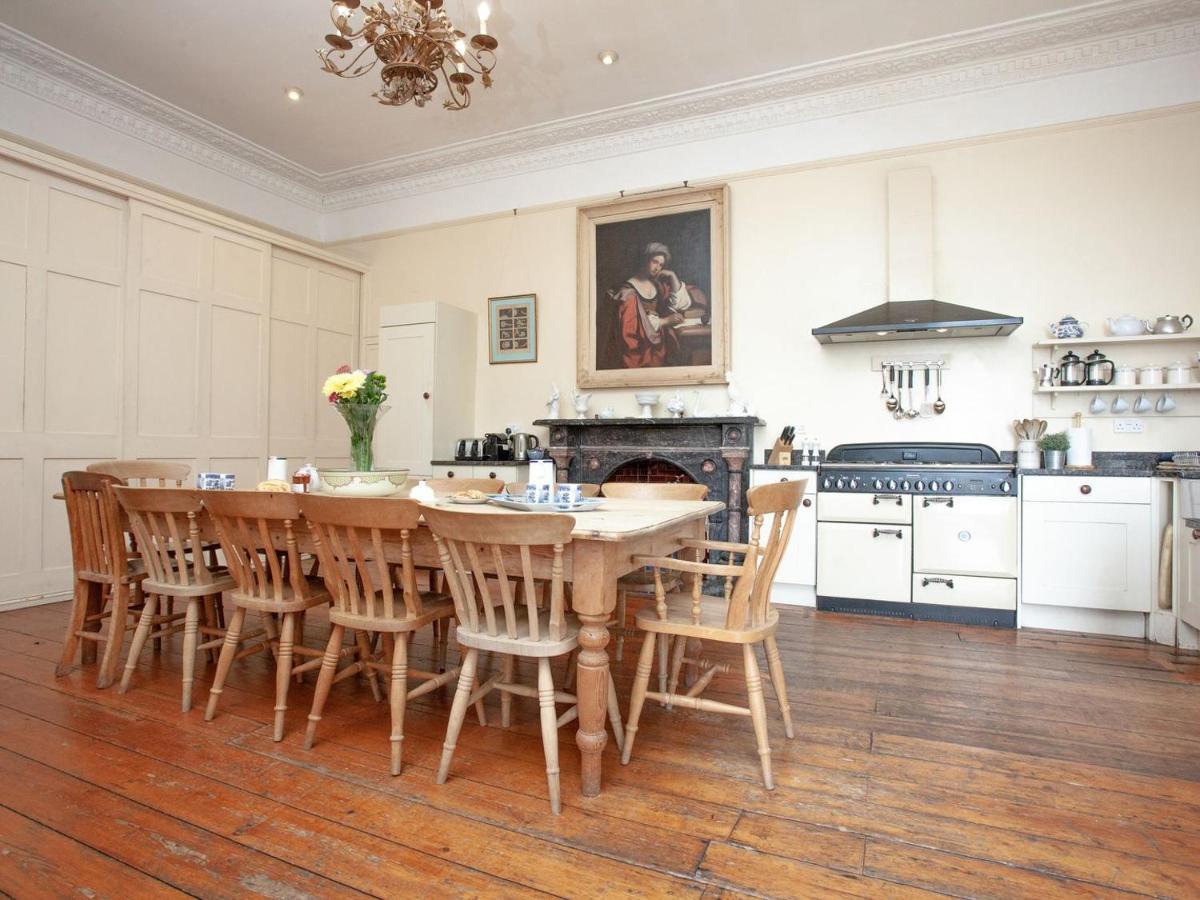 Holiday home Longcroft House *