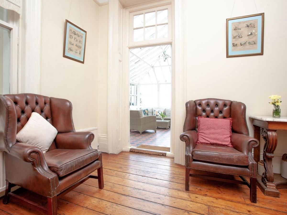 Holiday home Longcroft House *